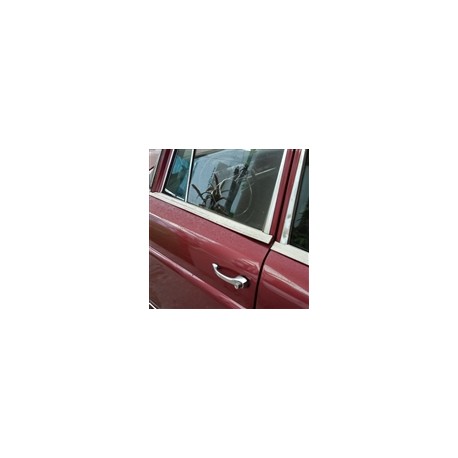 1965 mercedes benz 220 sedan